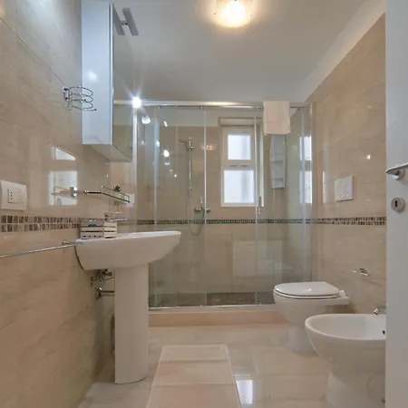 D'amare לינה וארוחת בוקר לצ'ה